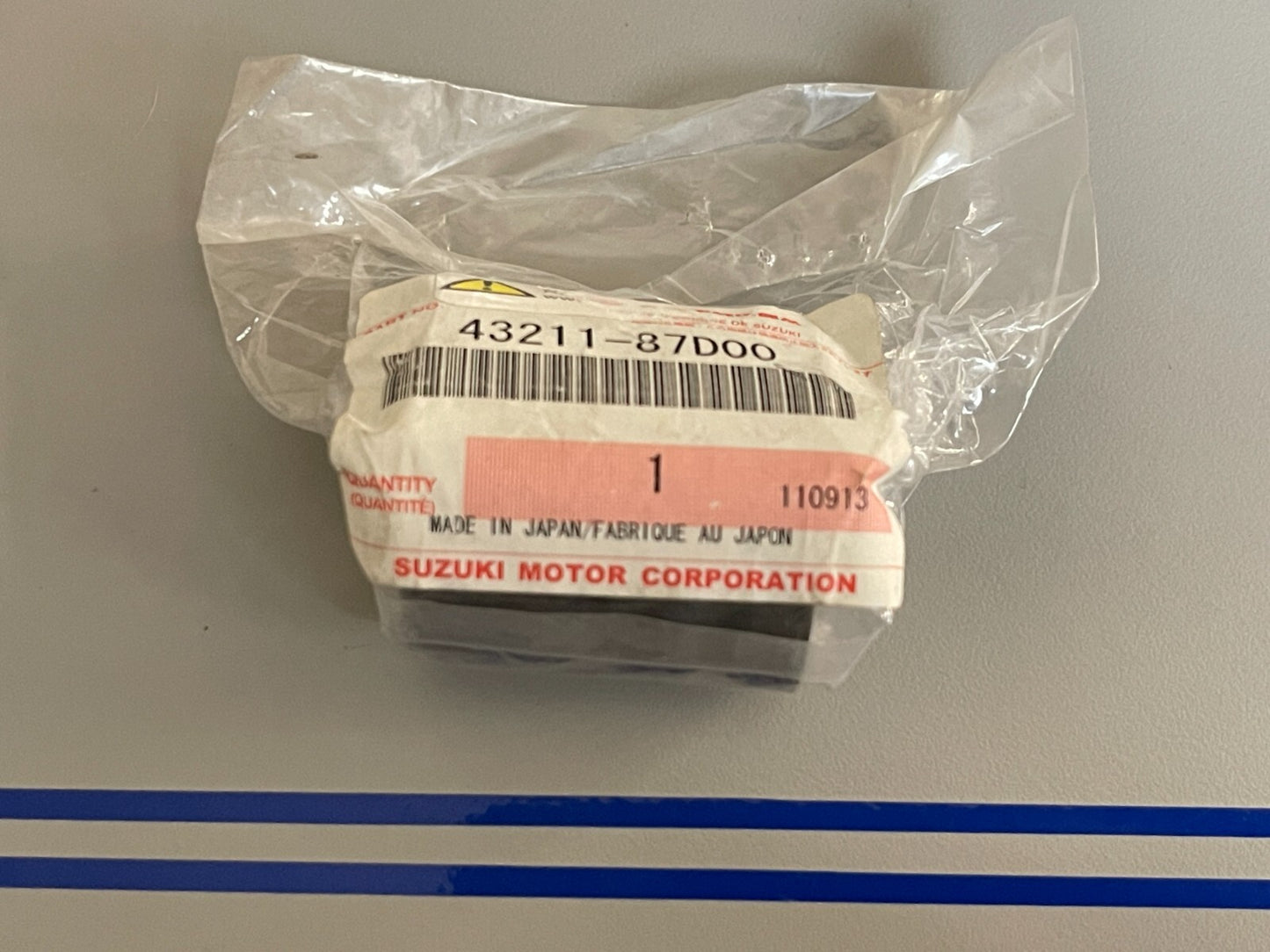 *NEW OEM* 0810 Suzuki Bushing 43211-87D00