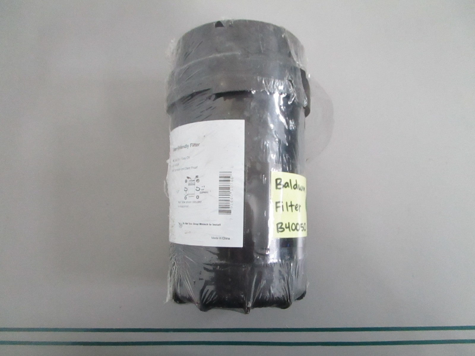 NEW OEM B40050 Baldwin Filter 0820