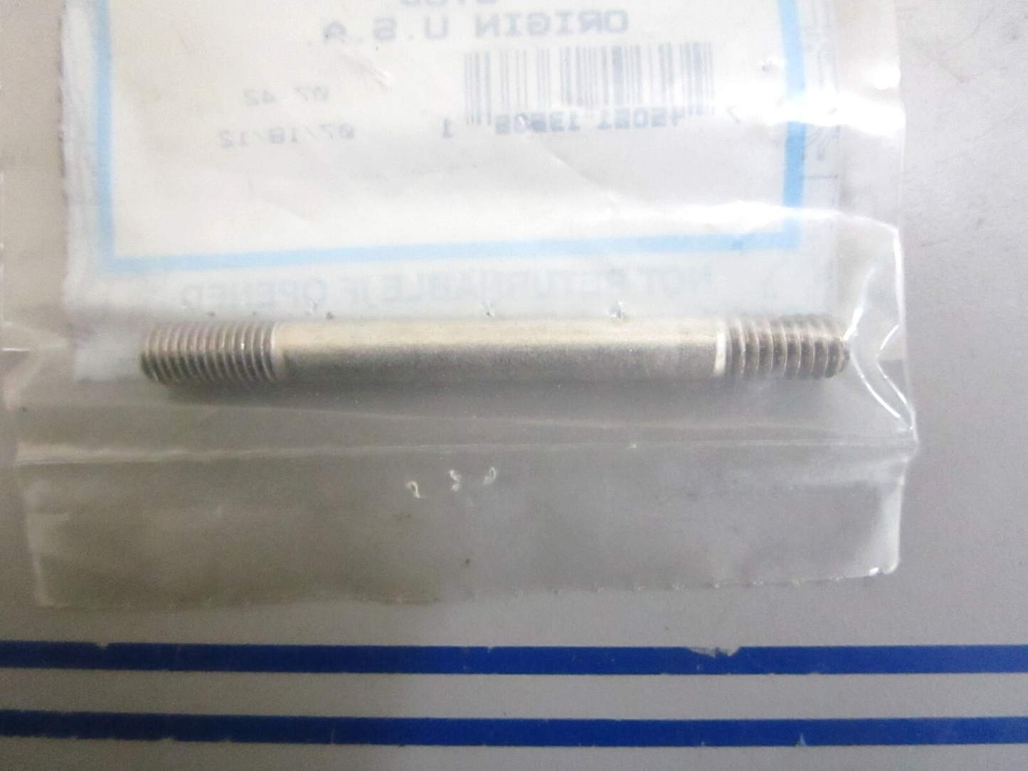 *NEW OEM* 0810 Mercury Quicksilver Stud 16-33778