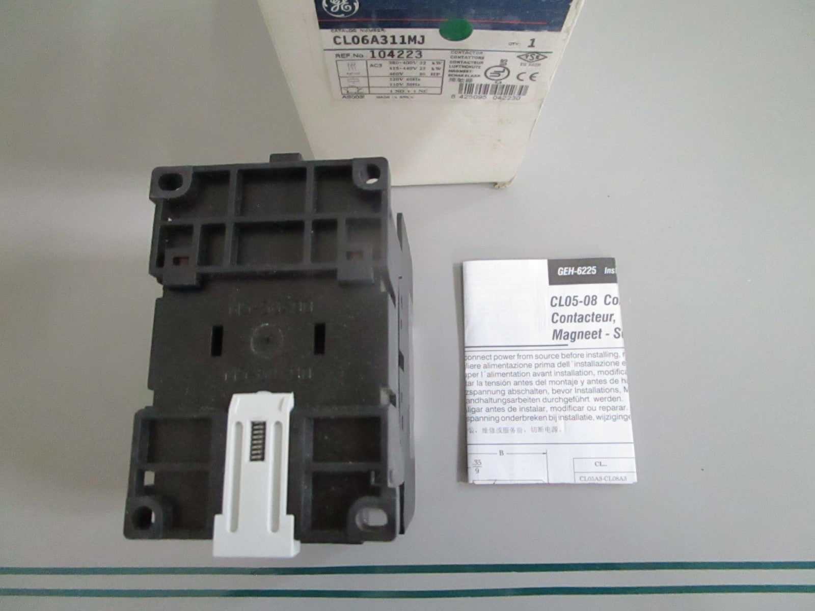 GE CL06A311MJ IEC Contactor 3P 48A 30HP 460V 120V Coil NOS NEW OEM 0820