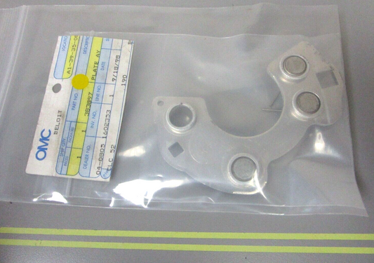 *NEW OEM* 0720 OMC Johnson Evinrude Plate Assembly 383897 0383897