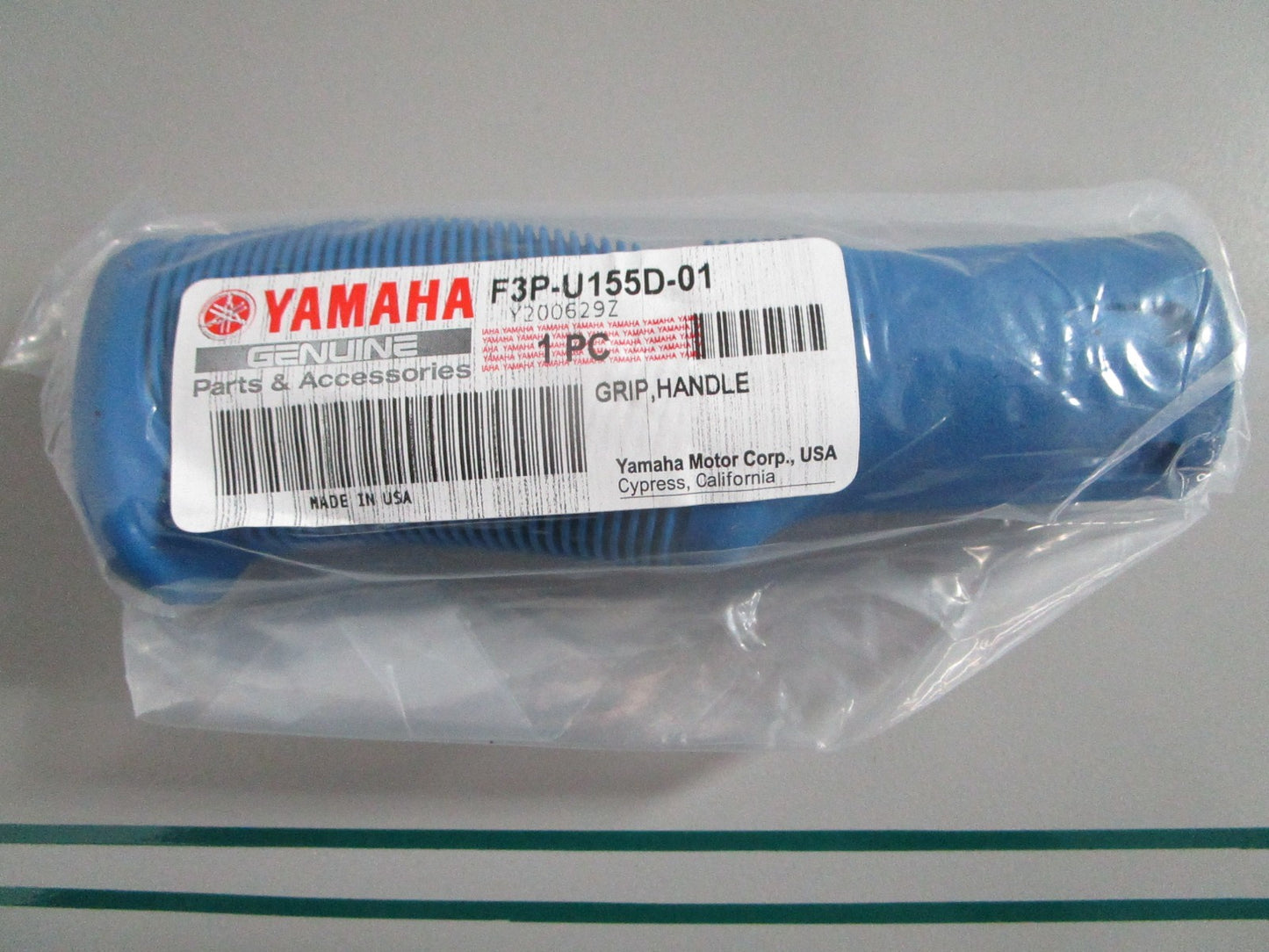 NEW OEM F3P-U155D-01-00 Yamaha Handle Grip 0820