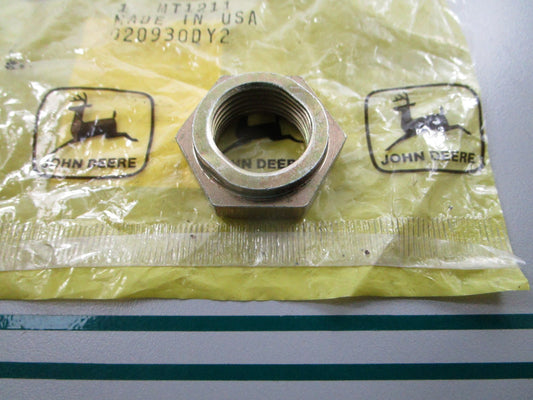 NEW OEM MT1211 John Deere Nut 0810