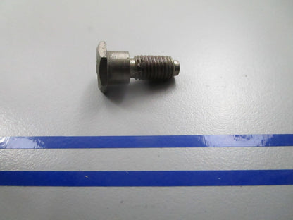 *NEW OEM* 0810 Mercury Quicksilver Screw 768042