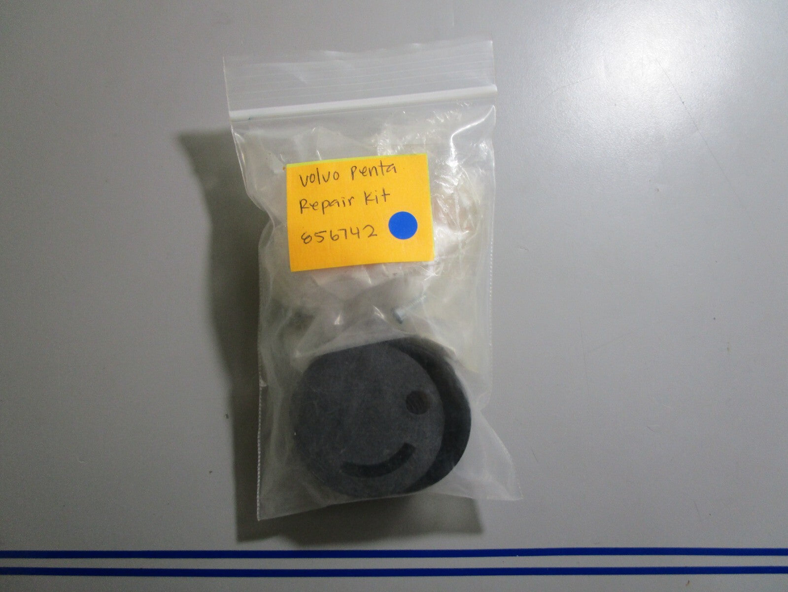 *NEW OEM* 0810 Volvo Penta Repair Kit 856742