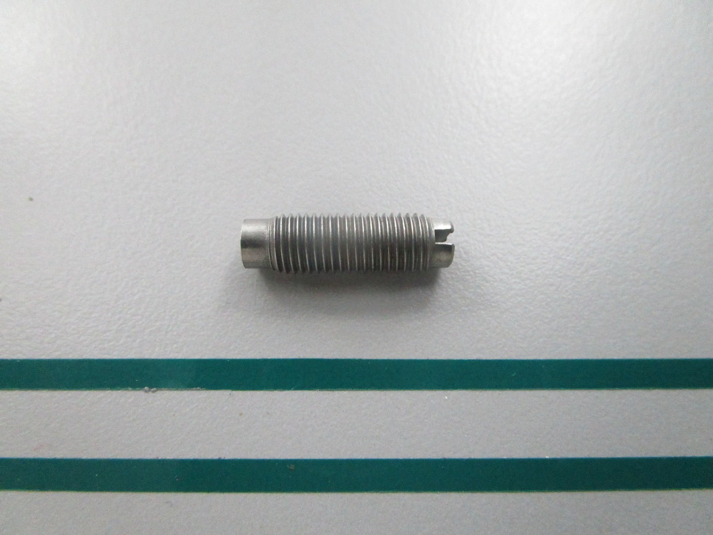NEW OEM 92009-1032 Honda Adjusting Screw 0810