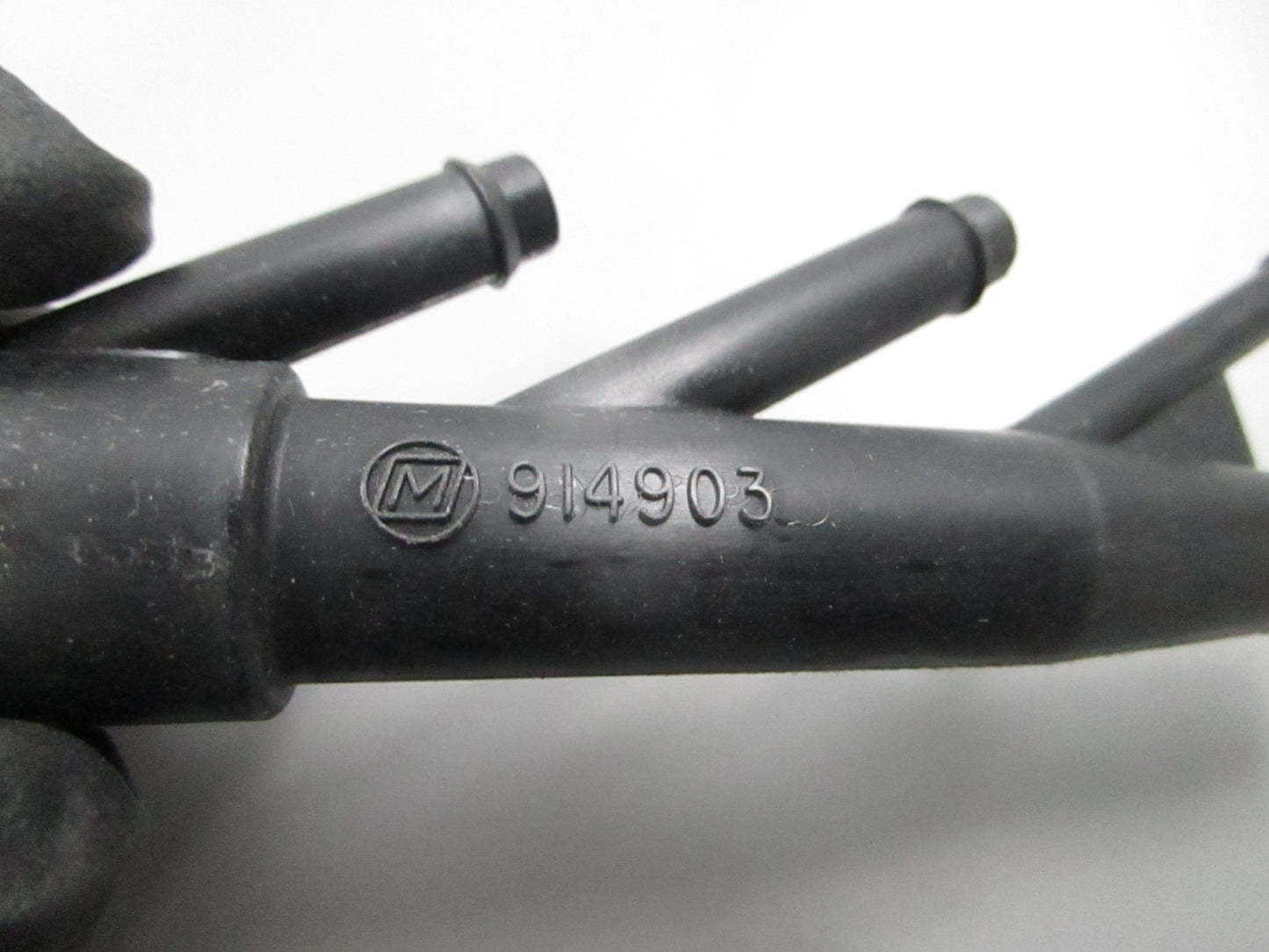 *NEW OEM* 0810 OMC Johnson Evinrude Aspirator 914903 0914903