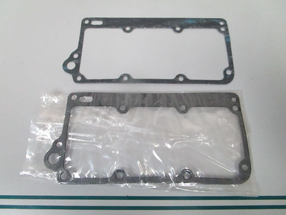 NEW OEM (LOT OF 2) 203257 0203257 OMC Johnson Evinrude Exhaust Gasket 0810