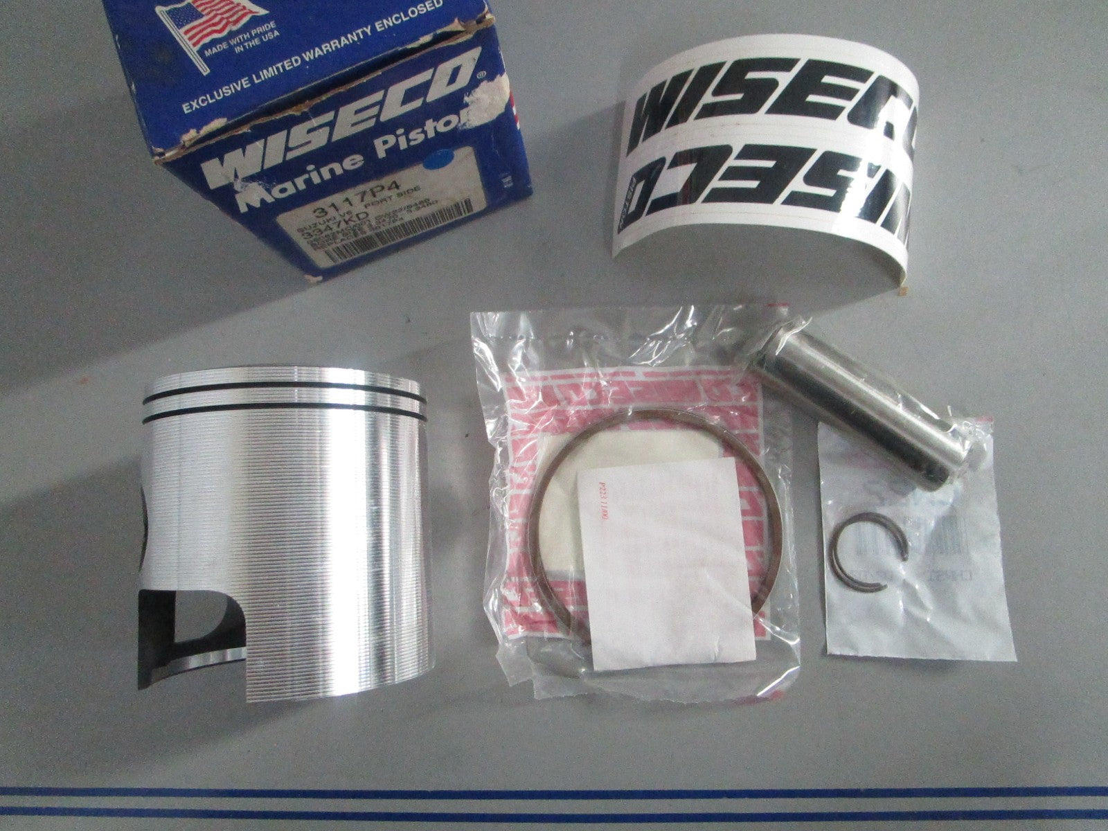 NEW 3117P4 Wiseco Piston Kit For Suzuki Replaces: 3017P4 0820