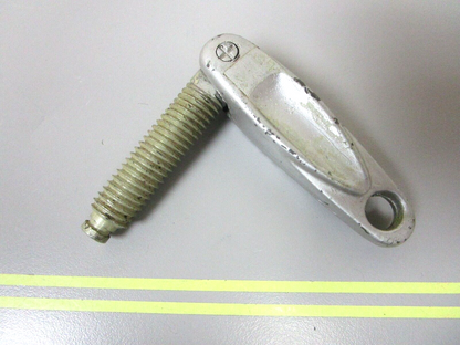 *NEW OEM* 0750 OMC Johnson Evinrude CLAMP SCREW 375744 0375744