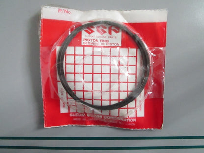 NEW OEM 12140-94400-050 Suzuki Piston Ring Set 0820