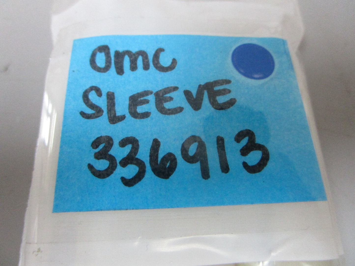 *NEW OEM* 0720 OMC Johnson Evinrude Sleeve 336913 0336913