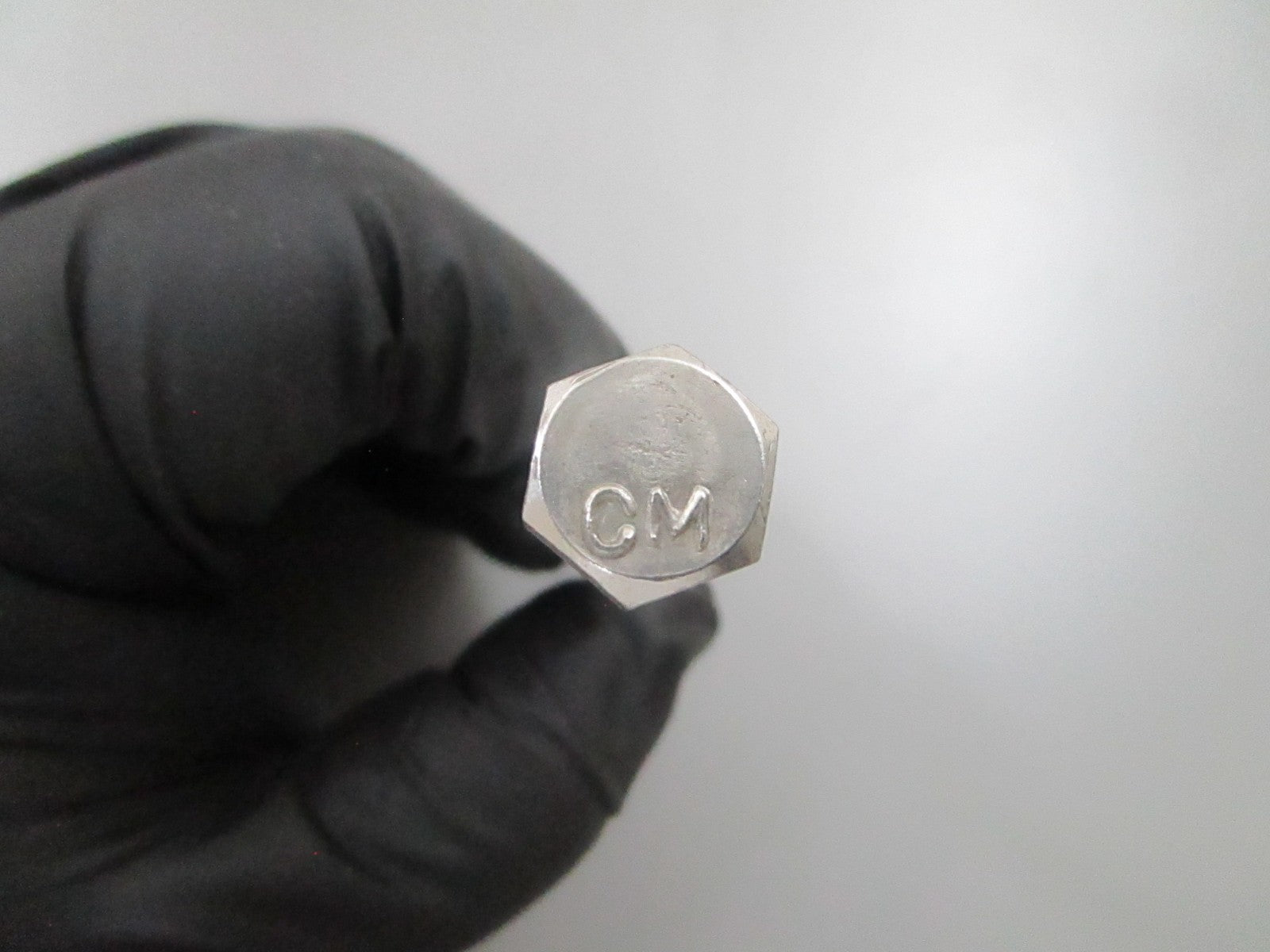 *NEW OEM* 0810 OMC Johnson Evinrude Screw 363013 0363013