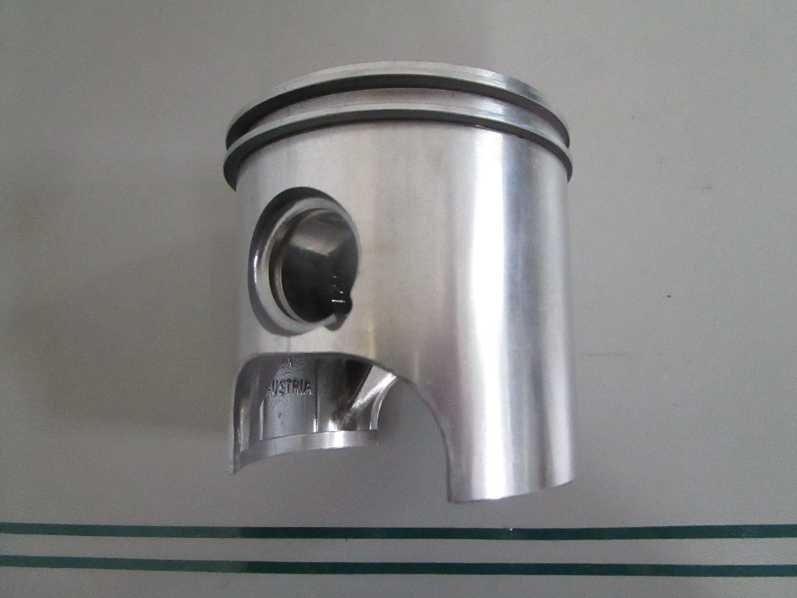 Polaris NEW OEM Piston 2201396 NOS Genuine Factory Snowmobile Engine Part 0820
