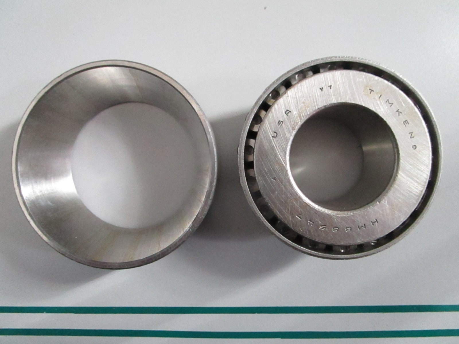 NEW OEM 379585 0379585 OMC Johnson Evinrude Tapered Bearing 0820