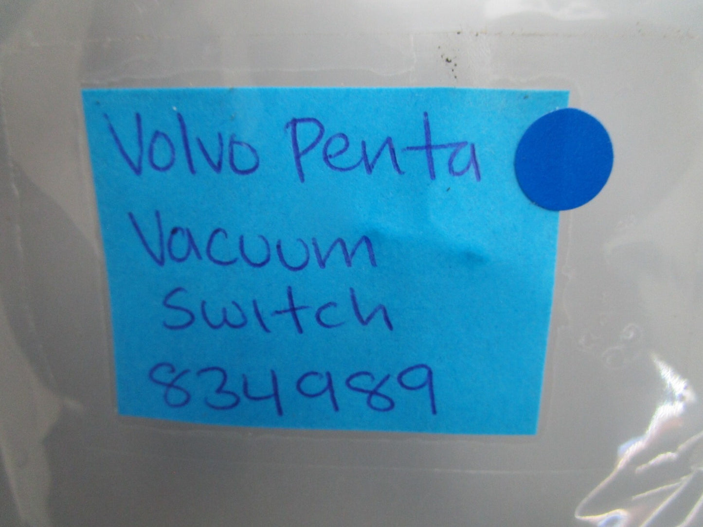 *NEW OEM* 0820 Volvo Penta Vacuum Switch 834989