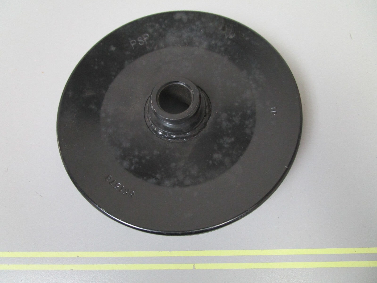 *NEW OEM* 0720 Mercury Quicksilver  Pulley 861578