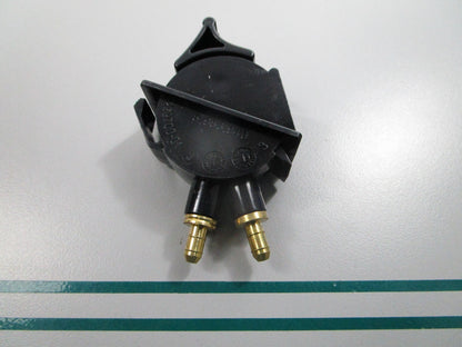 NEW OEM 2505476C1 Navistar Air Seat Control Valve 0810