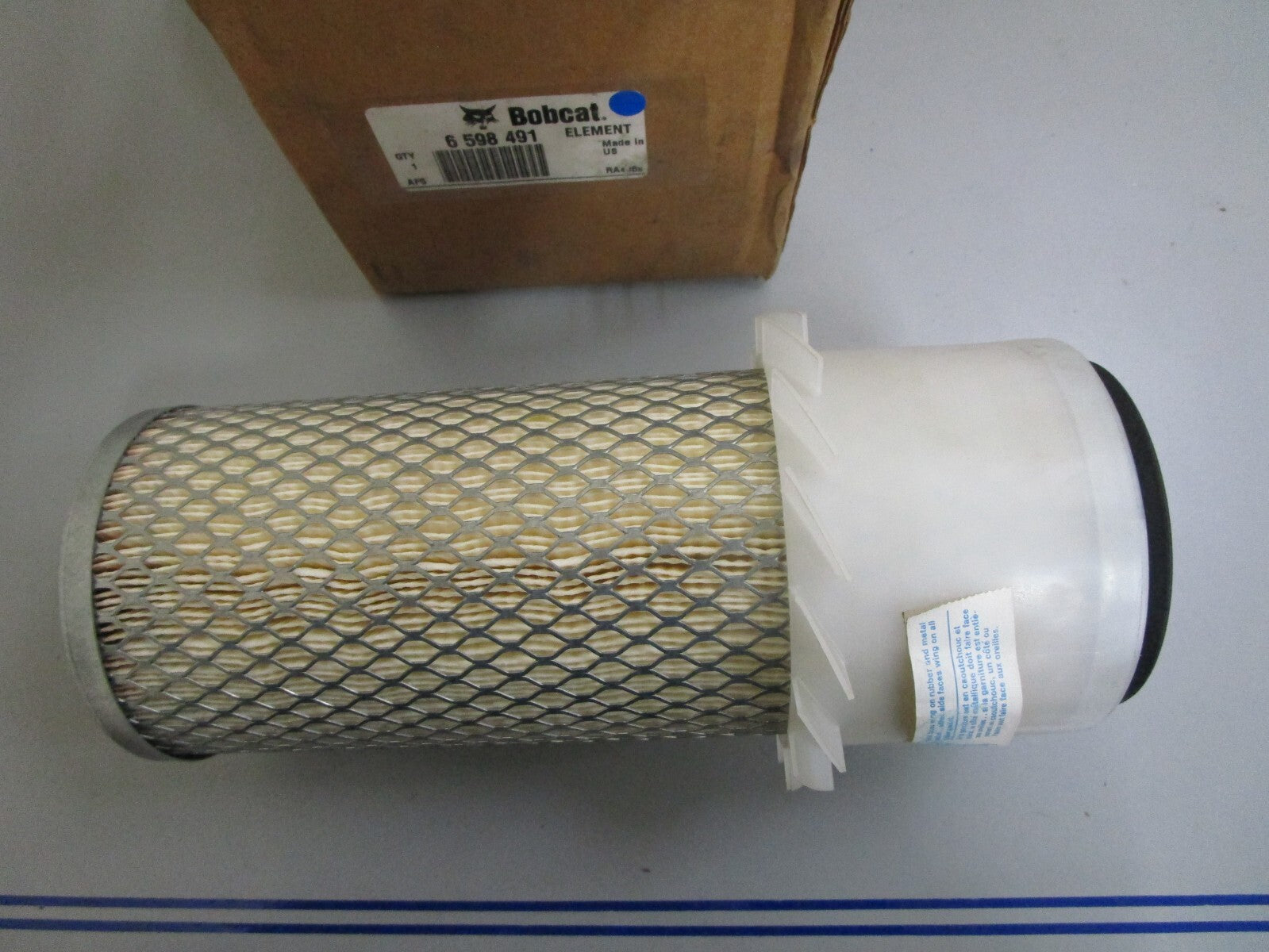 *NEW OEM* 0820 Bobcat Element 6598491