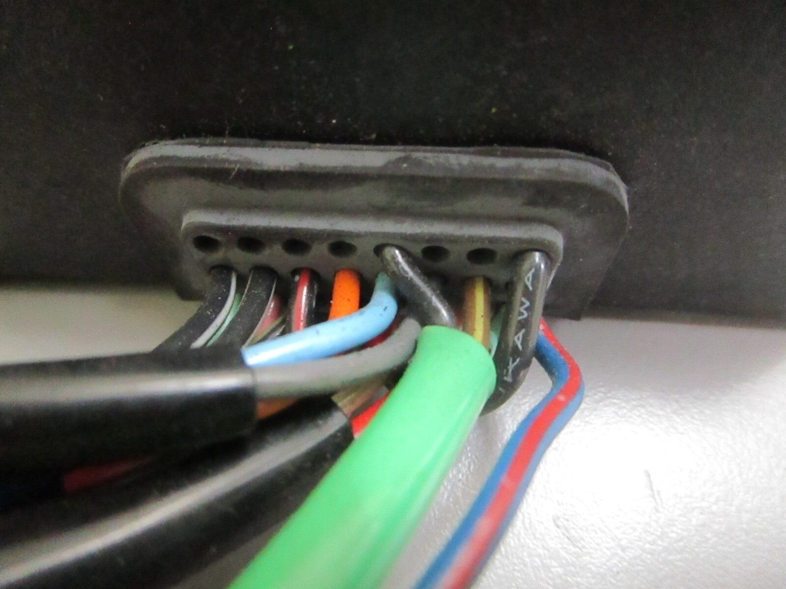 *NEW OEM* 0820 Suzuki CDI Unit 32900-94700