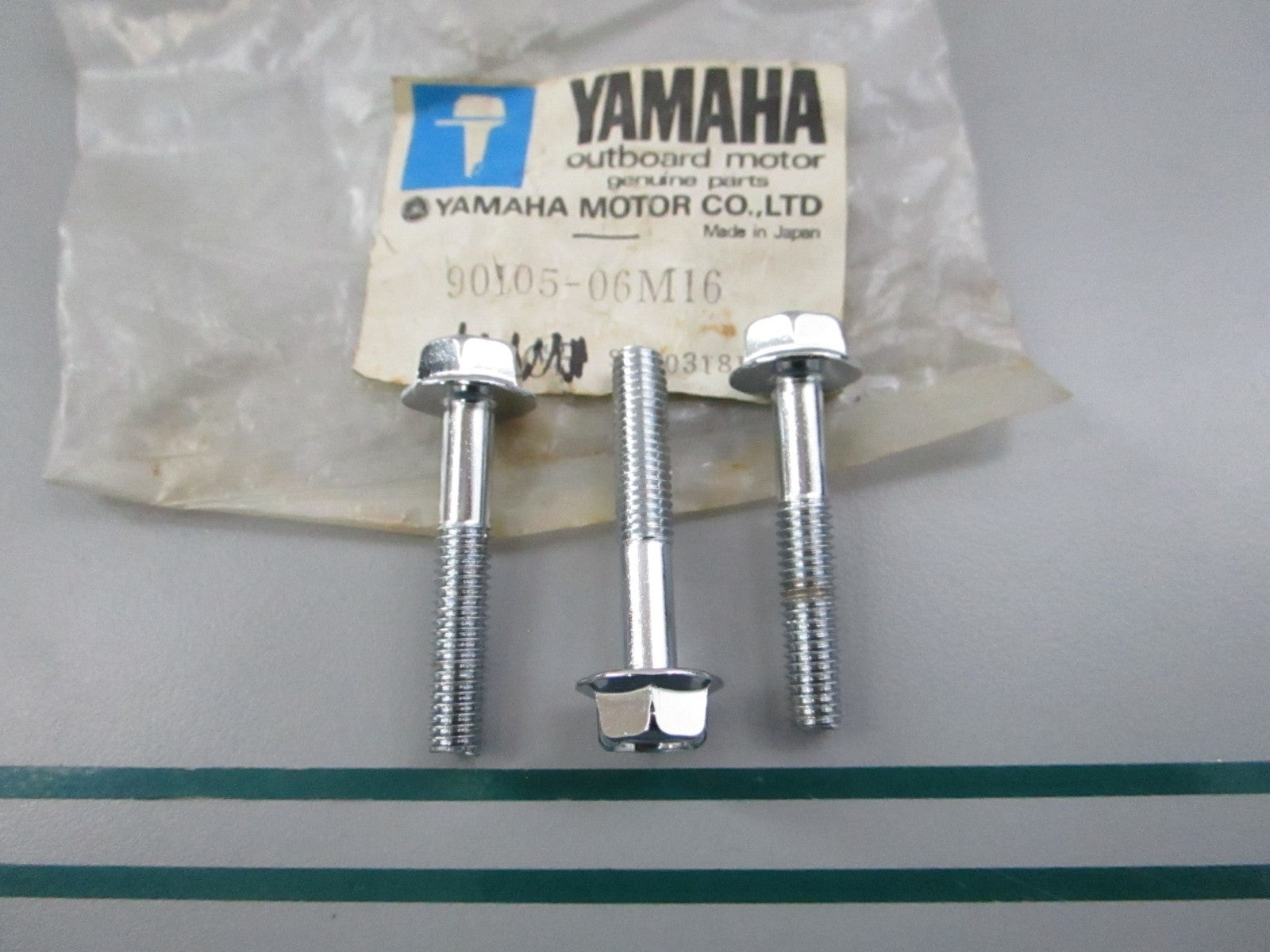 NEW OEM (LOT OF 3) 90105-06M16-00 Yamaha Flange Bolt 0810