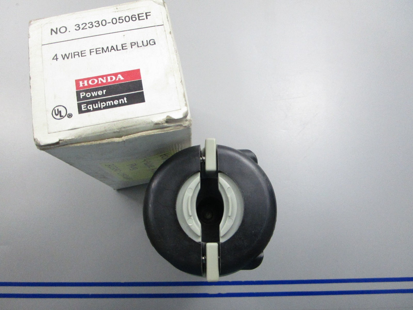 NEW OEM 32330-0506EF Honda 4-Wire Female Plug 0810