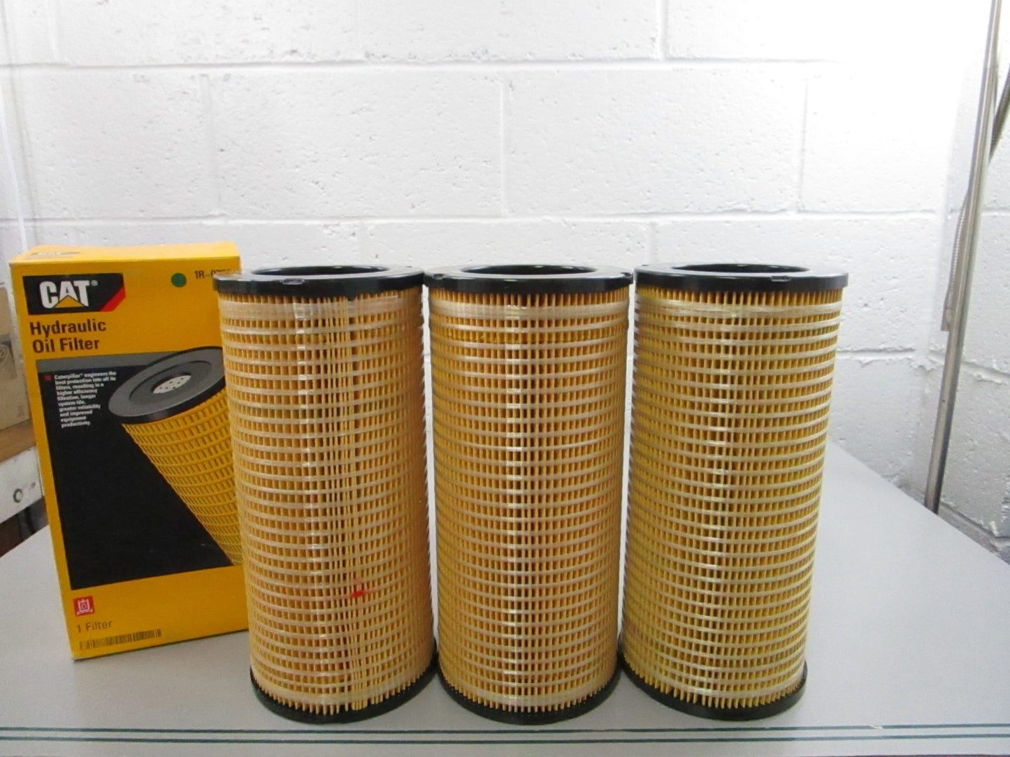 CAT Caterpillar NEW OEM Adv Efficiency Hydraulic Filter 1R-0722 (LOT OF 3) 0810
