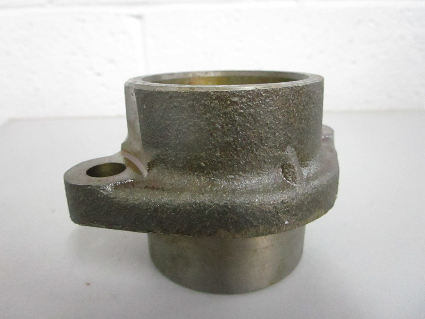 NEW OEM 843661 Volvo Penta Housing 0820