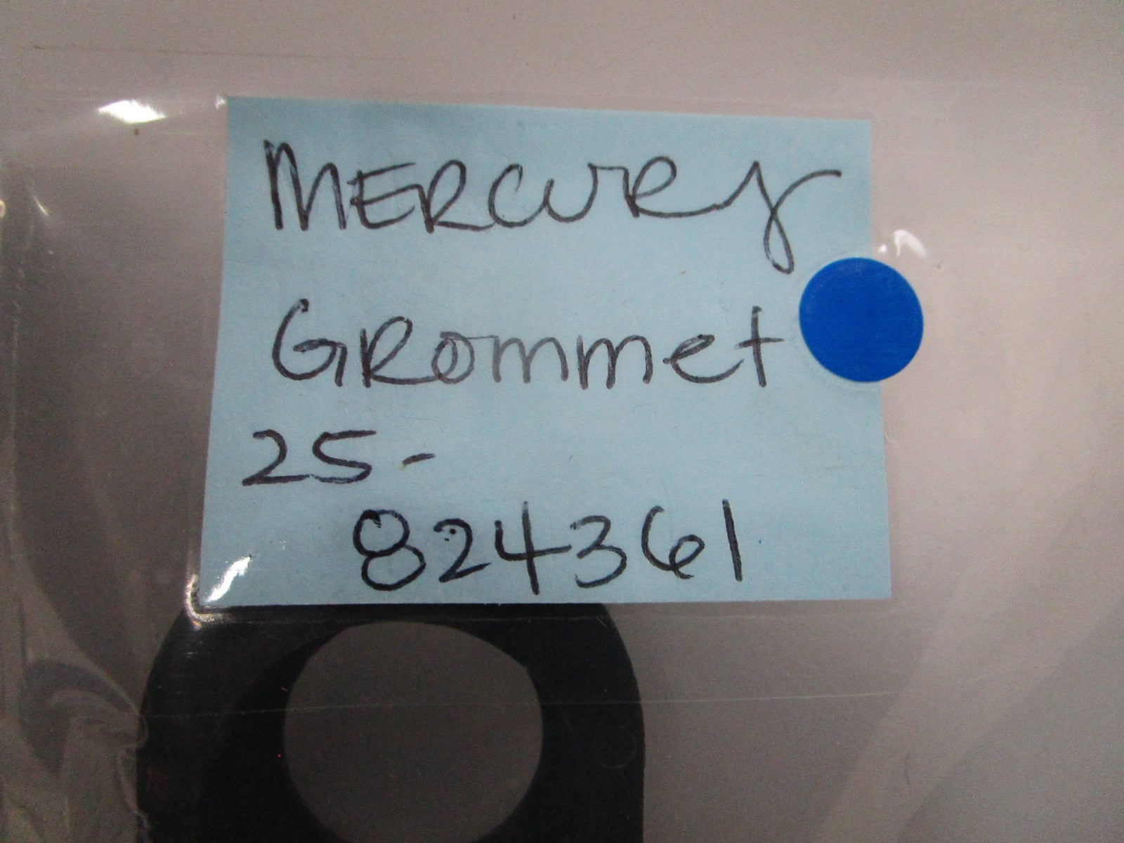 *NEW OEM* 0810 Mercury Quicksilver Grommet 25-824361