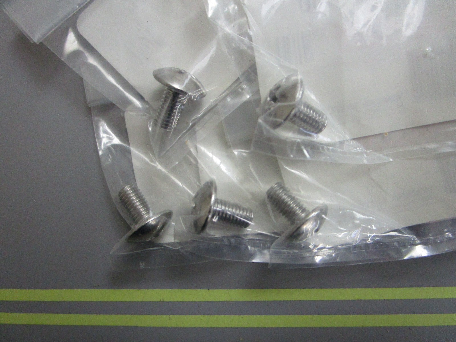 *NEW OEM* (LOT OF 5) 0810 Yamaha Screw 1 EL8-48127-00-00