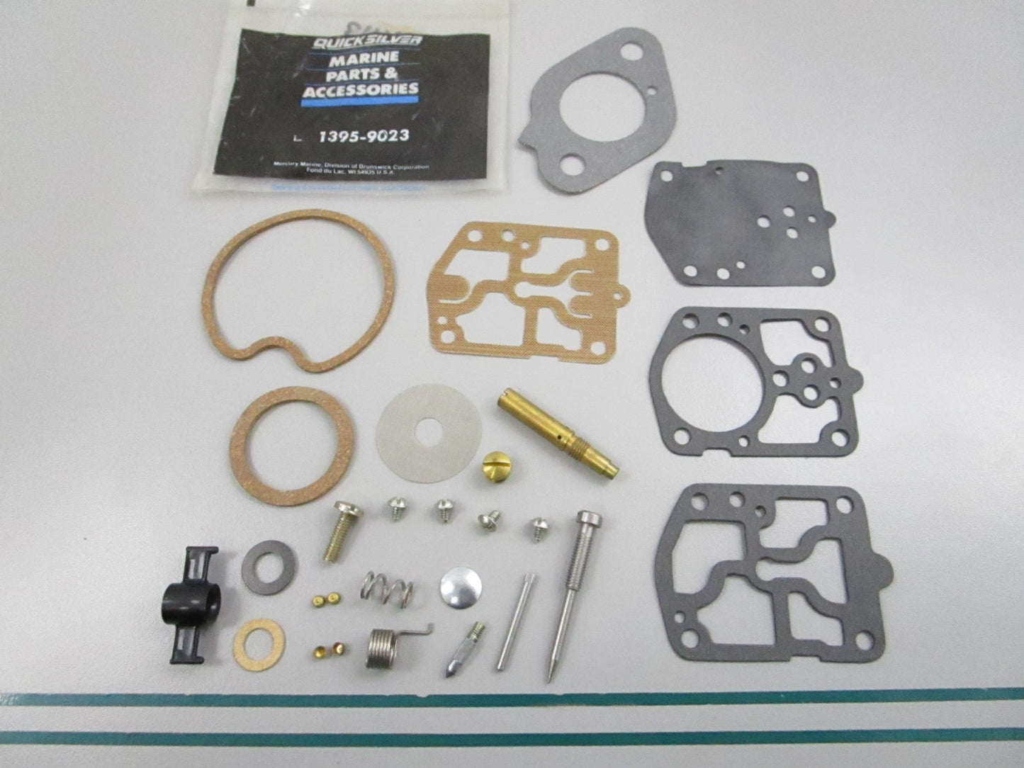 NEW OEM 1395-9023 Mercury Quicksilver Carburetor Repair Kit 0810