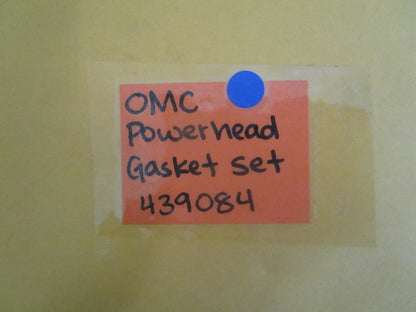 *NEW OEM* 0820 OMC Johnson Evinrude Powerhead Set 439084 0439084