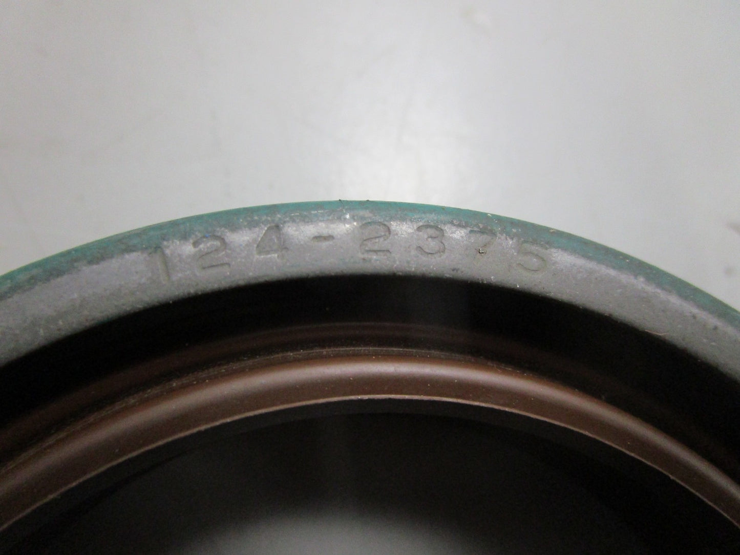 *NEW OEM* 0820 CAT 84.29mm Shaft Diameter Lip Seal 124-2375