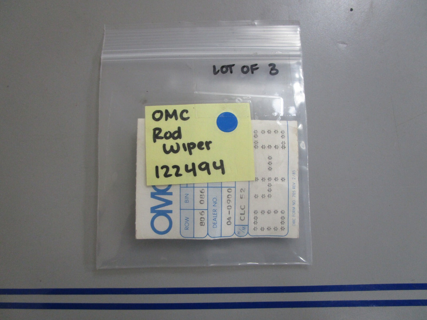 *NEW OEM* (LOT OF 3) 0810 OMC Johnson Evinrude Rod Wiper 122494 0122494