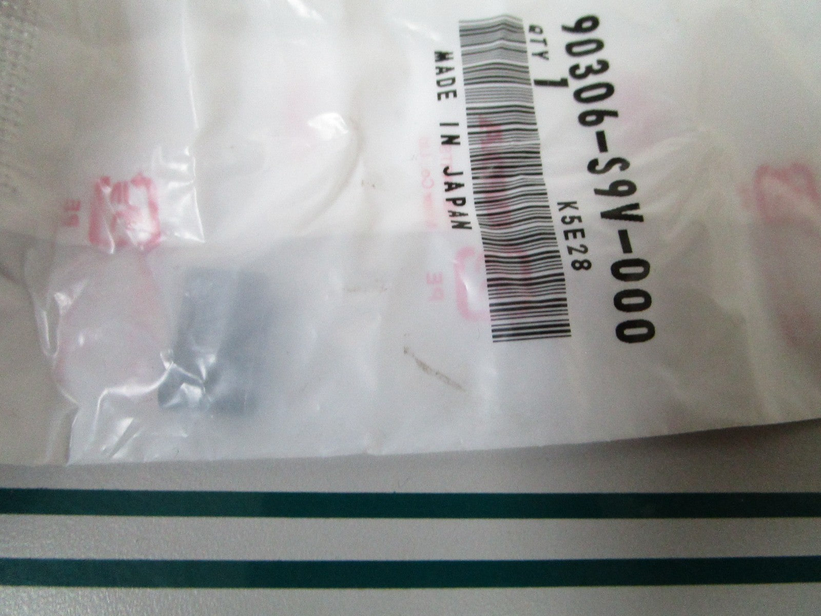 NEW OEM 90306-S9V-000 Honda Hinge Nut 0810