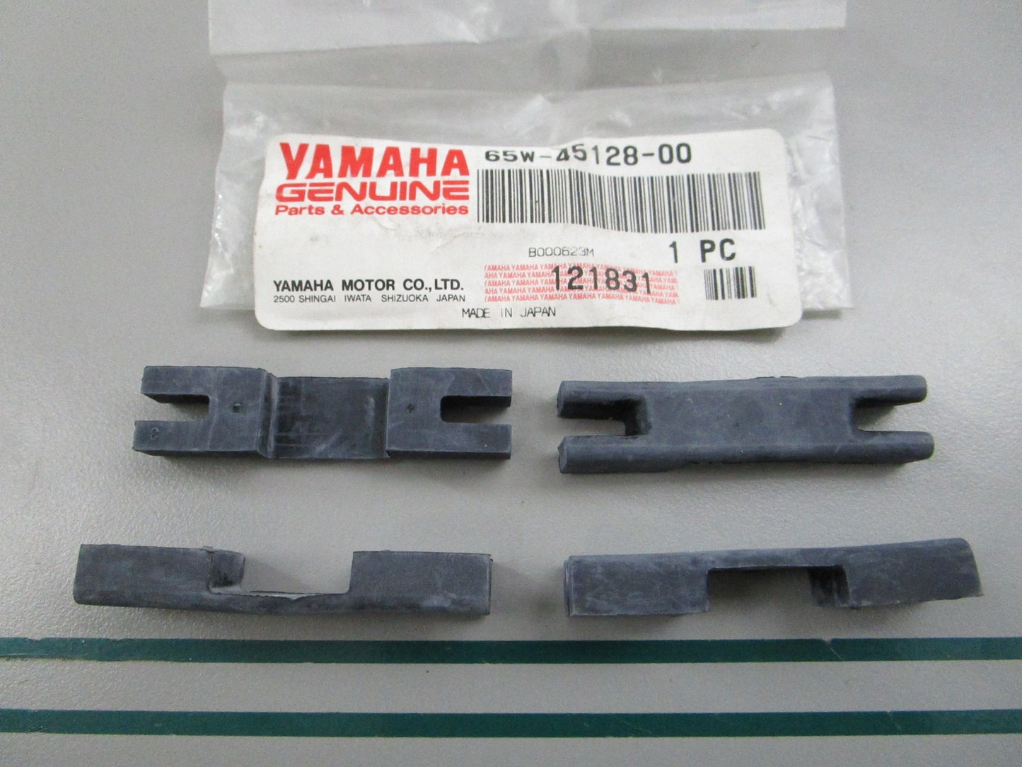 NEW OEM (LOT OF 4) 65W-45128-00-00 Yamaha Seal 0810