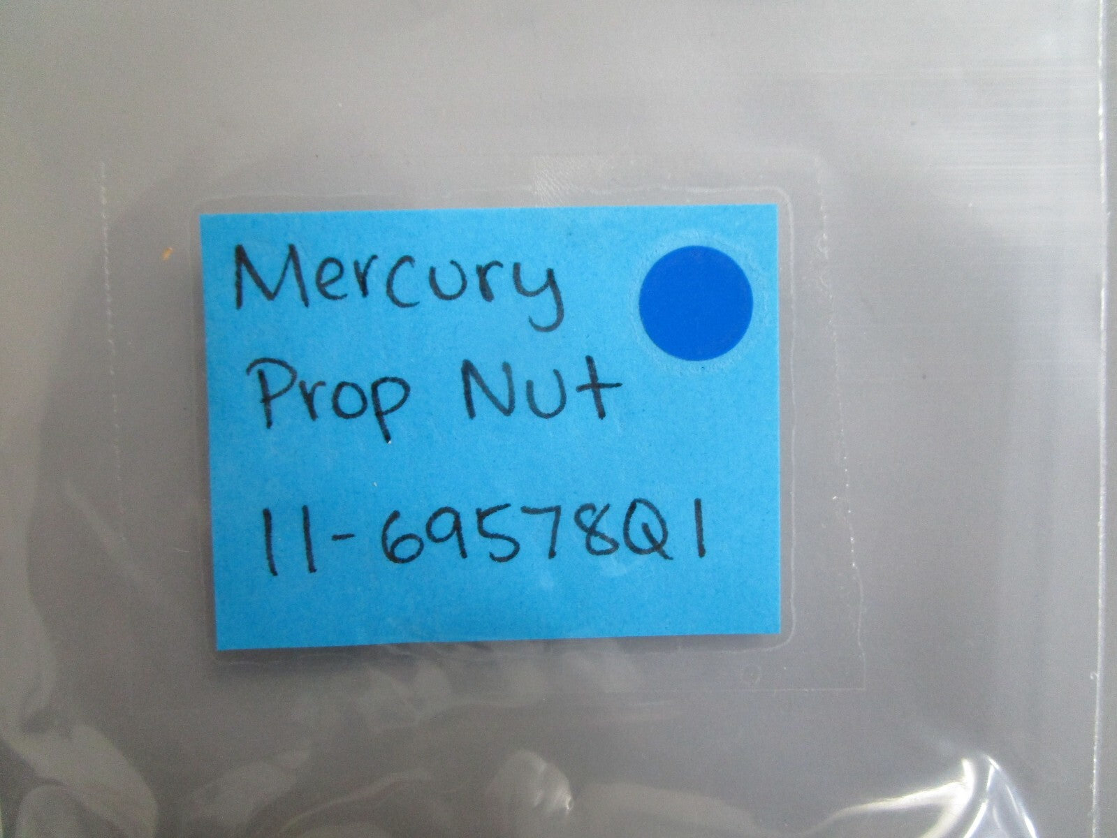*NEW OEM* 0770 Mercury Quicksilver Propeller Nut 11-69578Q1