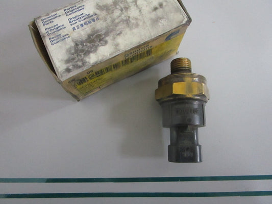 NEW OEM 3080406 Cummins Oil Pressure Sensor 0820