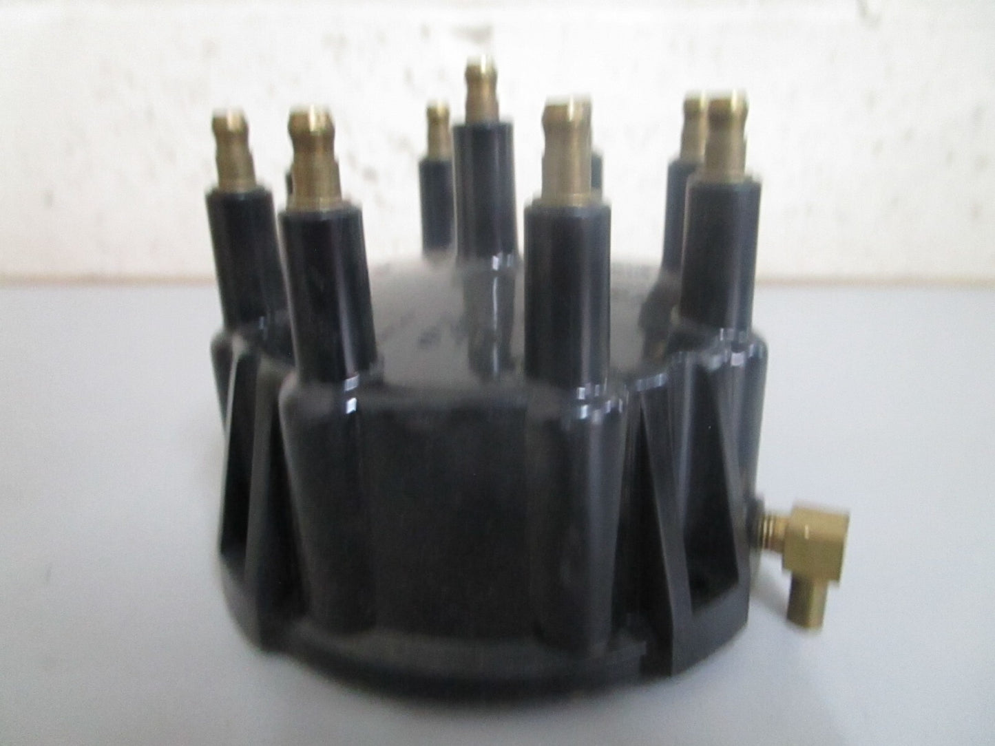 *NEW OEM* 0820 Mercury Quicksilver Distributor Cap 805759A2