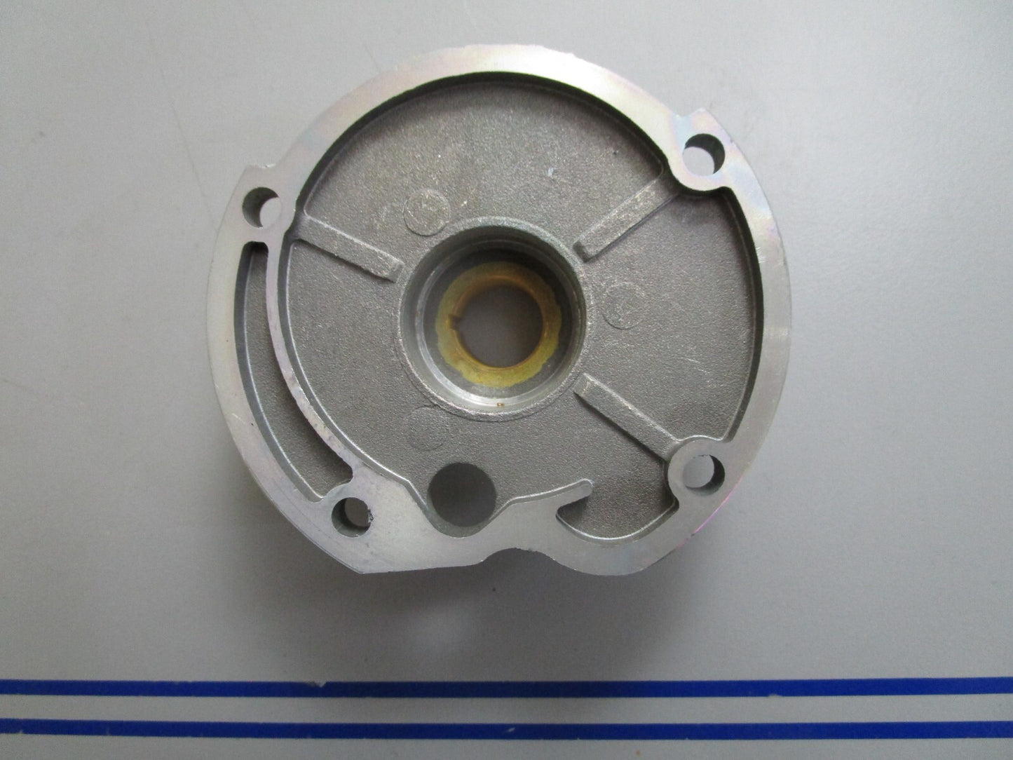 *NEW OEM* 0820 OMC Johnson Evinrude Bearing Housing 377186 0377186