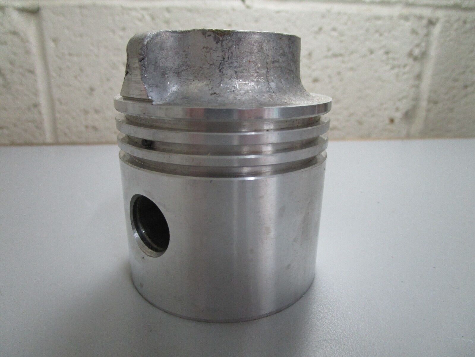 *NEW OEM* 0820 OMC Johnson Evinrude Piston 378278 0378278