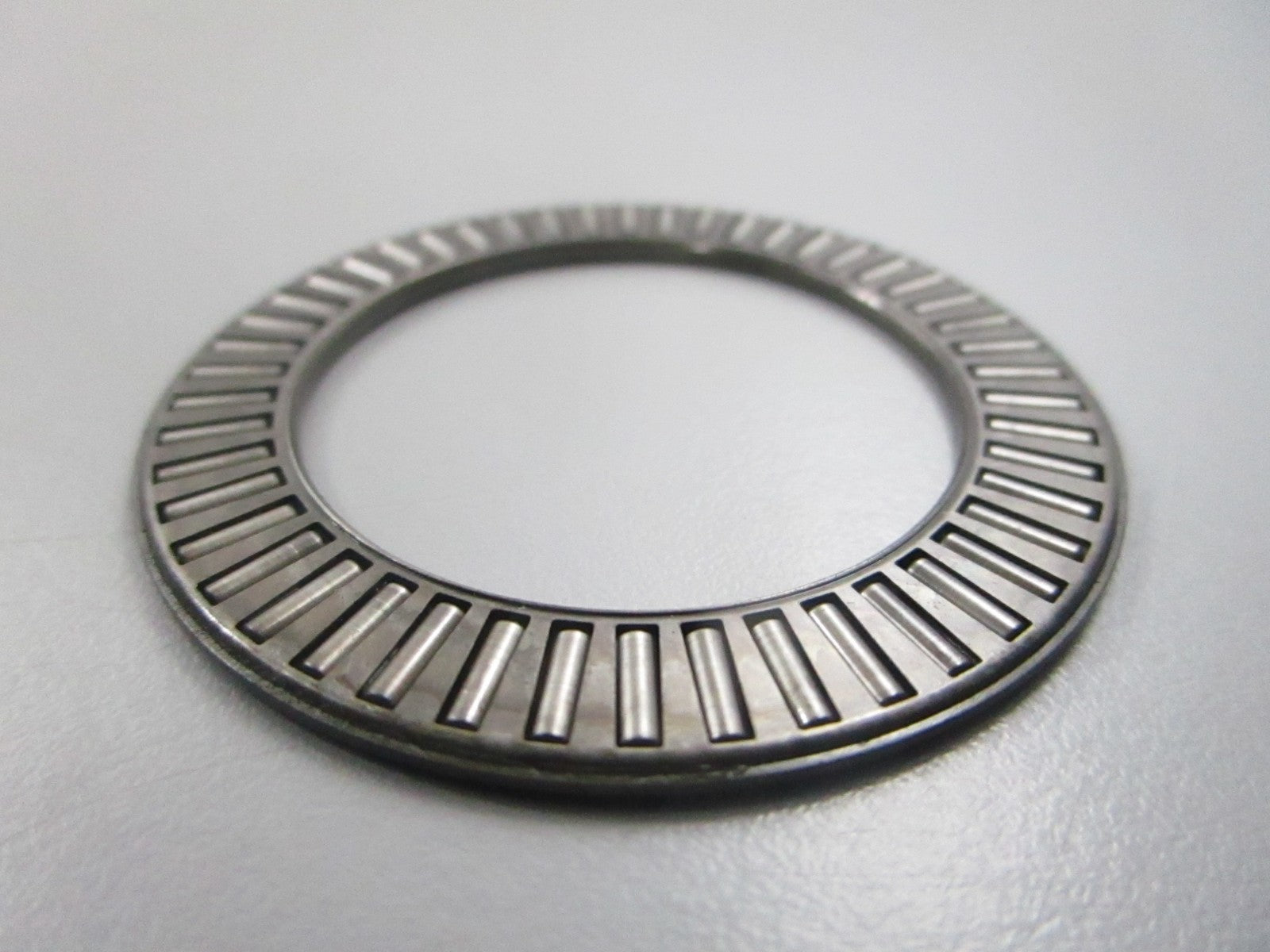 NEW OEM 382408 0382408 OMC Johnson Evinrude Bearing 0810