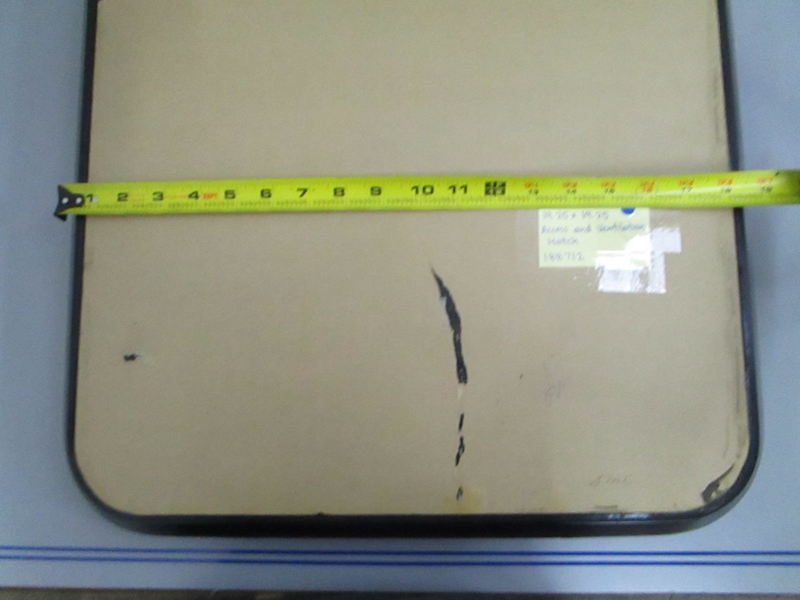 *NEW OEM* 0820 Taylor Made 19.25×19.25 Access and Ventilation Hatch 188712