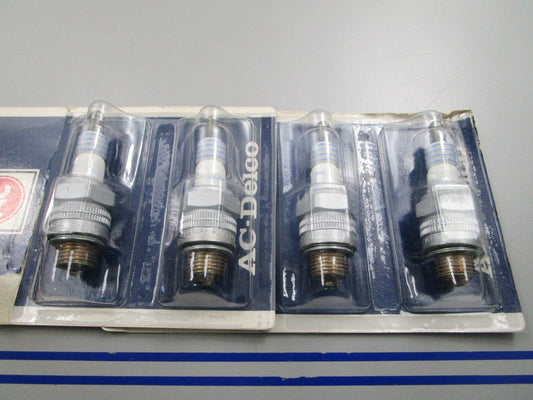 NEW (LOT OF 4) AC Delco M41K Spark Plug 0810