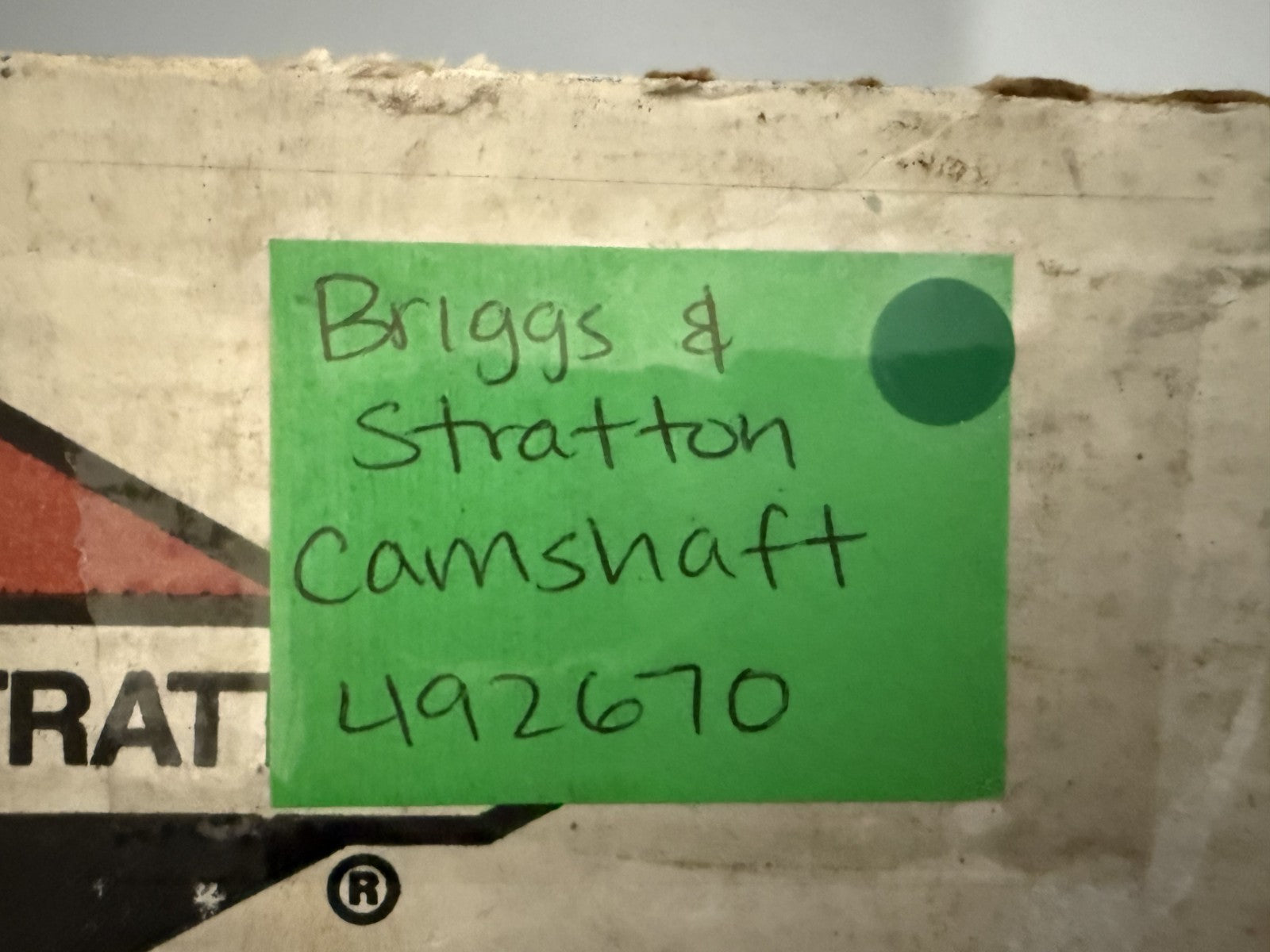 NEW OEM 492670 Briggs & Stratton Camshaft 0820