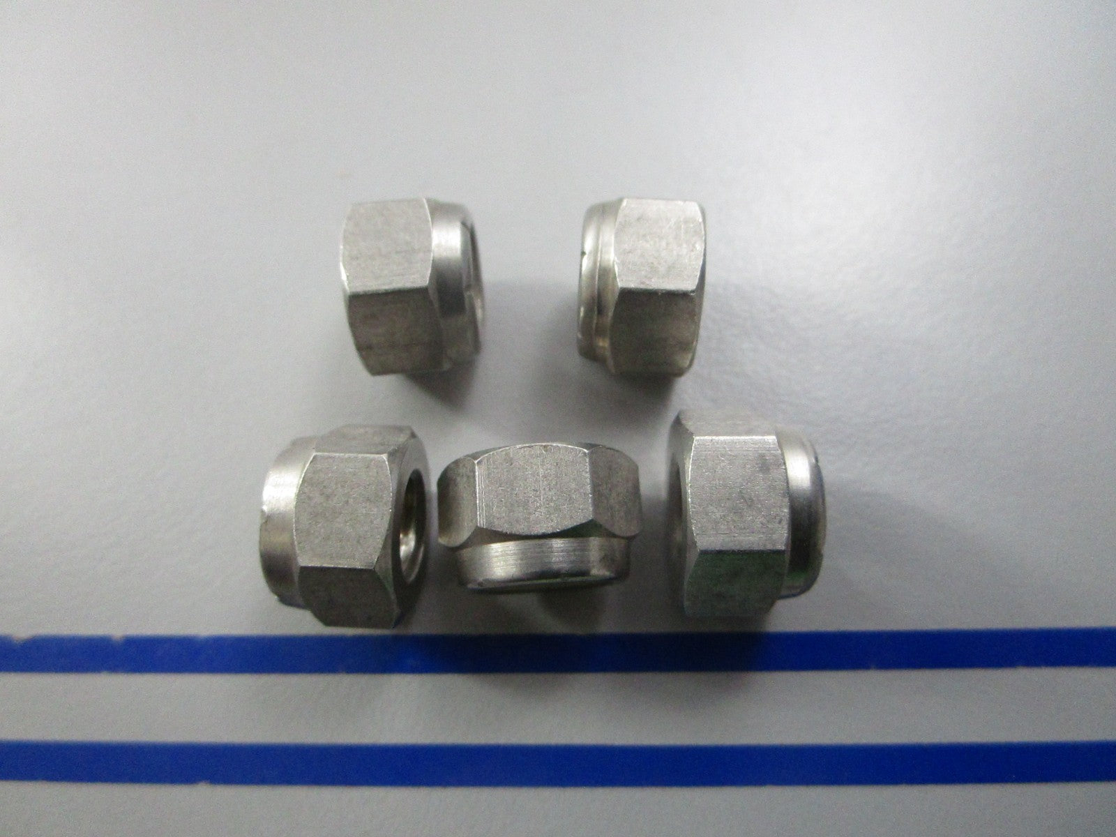 NEW OEM (LOT OF 5) 310702 0310702 OMC Johnson Evinrude Nut 0810