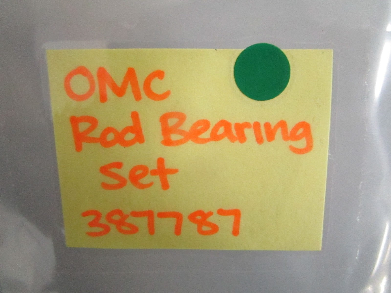 NEW OEM 387787 0387787 OMC Johnson Evinrude Rod Bearing Set 0820