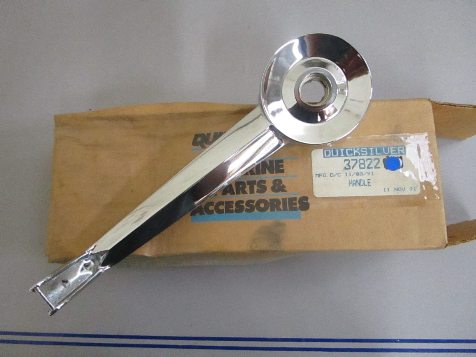 *NEW OEM* 0820 Mercury Quicksilver Handle 37822