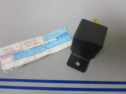 *NEW OEM* 0770 Volvo Penta Relay 870670