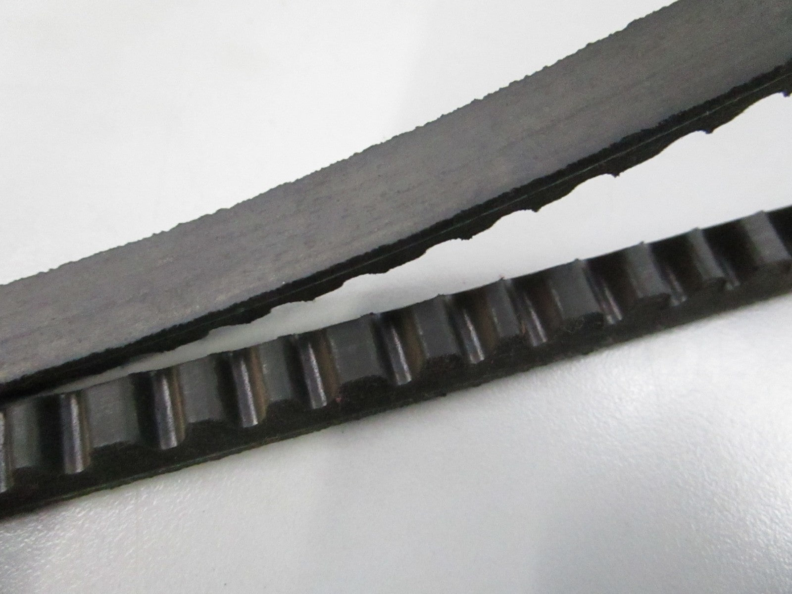 Gates NEW XL V-Belt 7430 43" Notched Wide App 0810